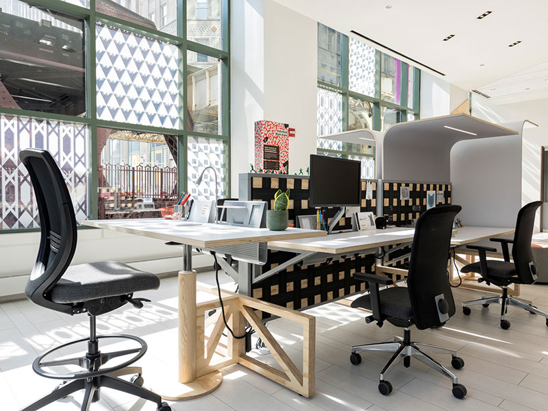 金伯爾創(chuàng)意簡(jiǎn)約辦公室裝修設(shè)計(jì)風(fēng)格